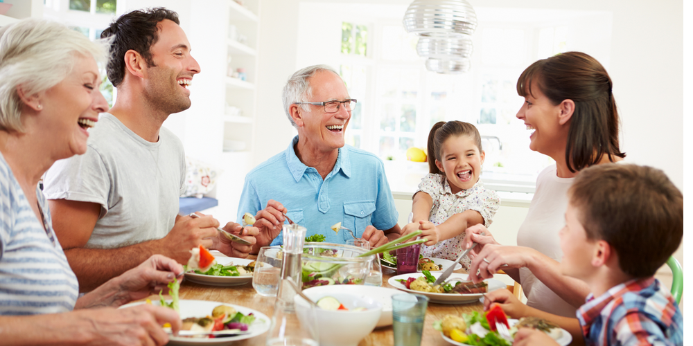 4. Giữ lửa yêu thương qua từng bữa cơm